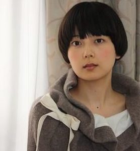 菊池亜希子が宗教に 彼氏や結婚は ファッション メイク 髪型まとめ